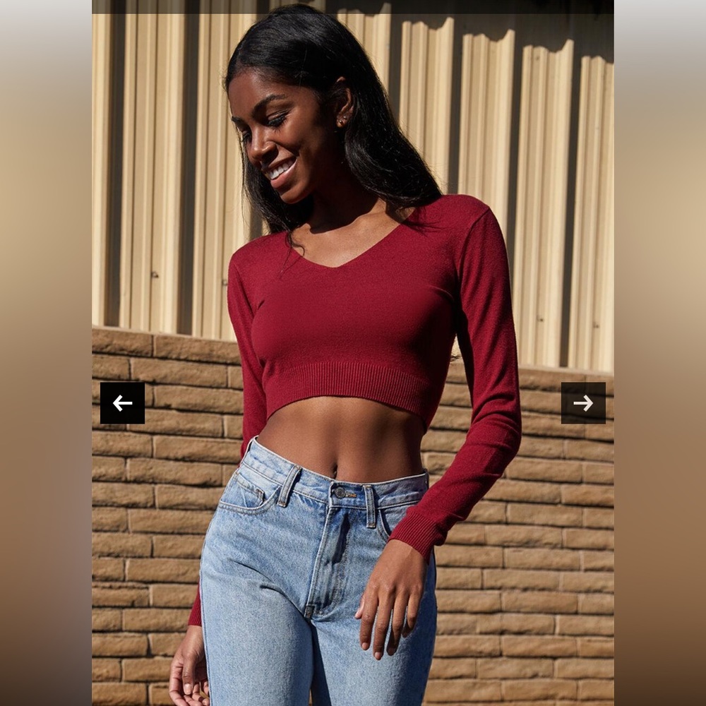 •Brandy Melville Maroon Red V-Neck Cropped Long Sleeve OS Sweater #P